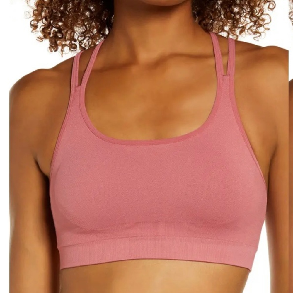 Zella Seamless Strappy Sports Bra.